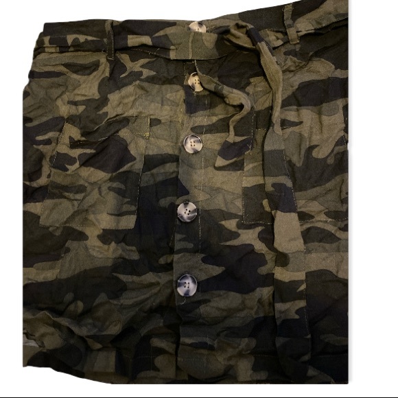 New Look - Picture 2 of 4